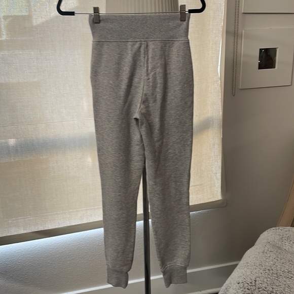Bundle VS Pink and Forever 21 Sweat Pants and Forever 21 Legging XS - Picture 15 of 16